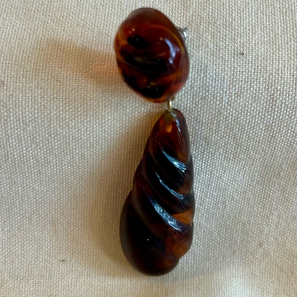 Tortoise Shell Earrings, Pierced - Picture 7 of 16